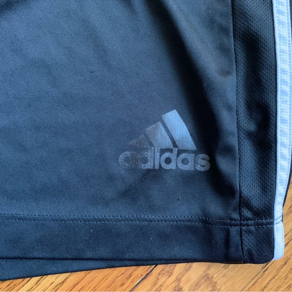 MENS ADIDAS SHORTS - Picture 3 of 7